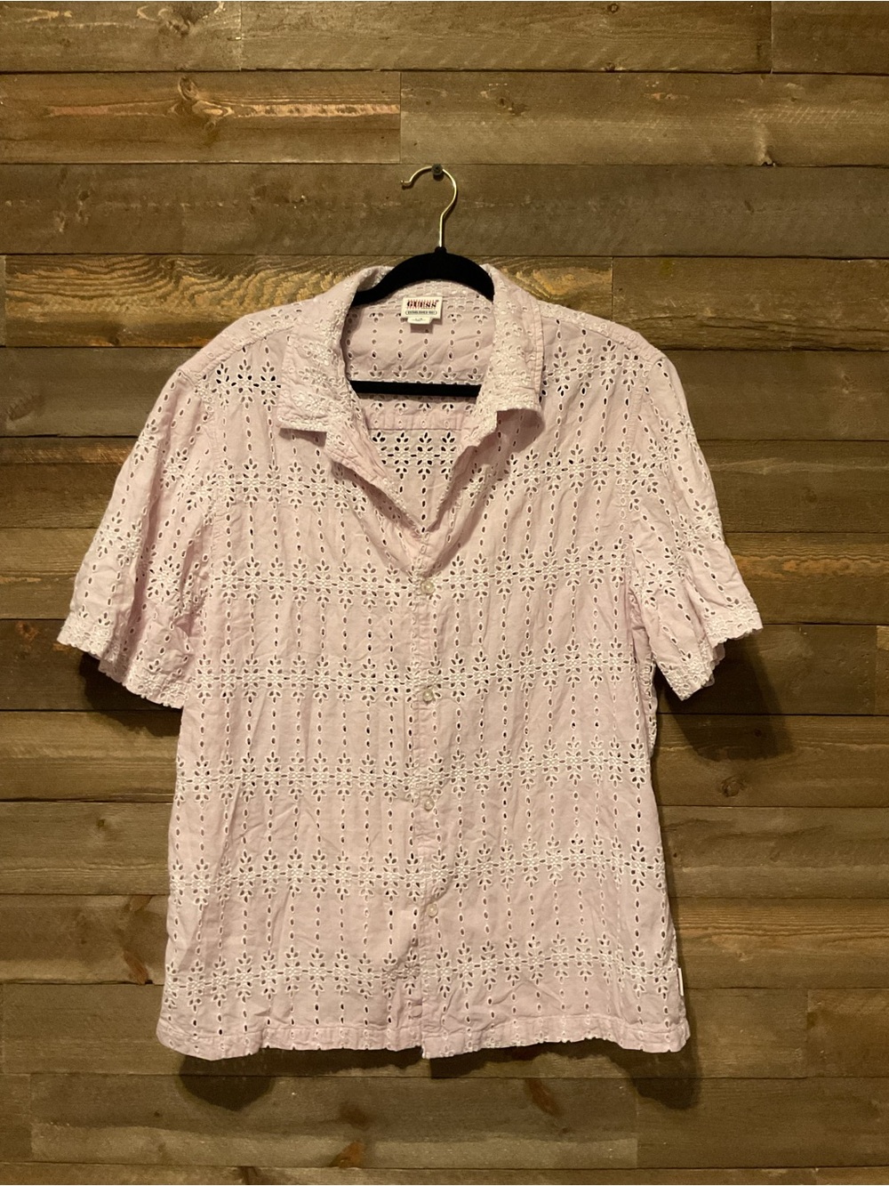 GUESS Pink Short Sleeve Button Down Embroidered Eyelet Men’s Large